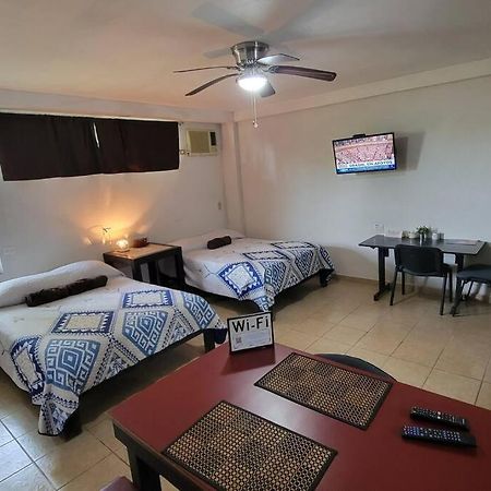 Depab Privado, Centrico,Wifi 80 Mb ,Aire Acondicionado ,Cocina, Cochera Techada, Ciudad Valles Exterior photo